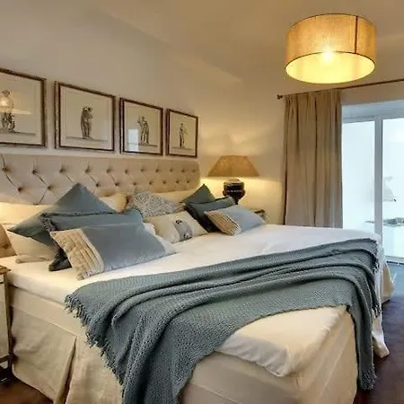 Casa Chanel - Ocean Front With Rooftop Jacuzzi Albufeira