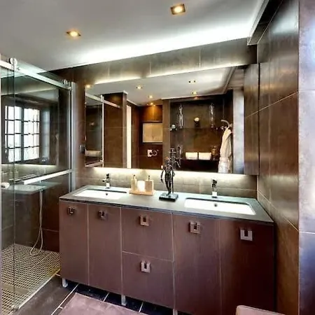 Casa Chanel - Ocean Front With Rooftop Jacuzzi * Albufeira