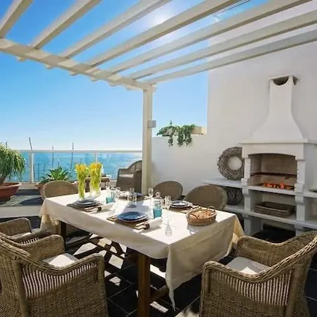 Feriehus Casa Chanel - Ocean Front With Rooftop Jacuzzi *